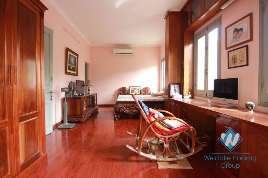 Spacious villa with 500 sqm living space for rent in Tay Ho, Hanoi